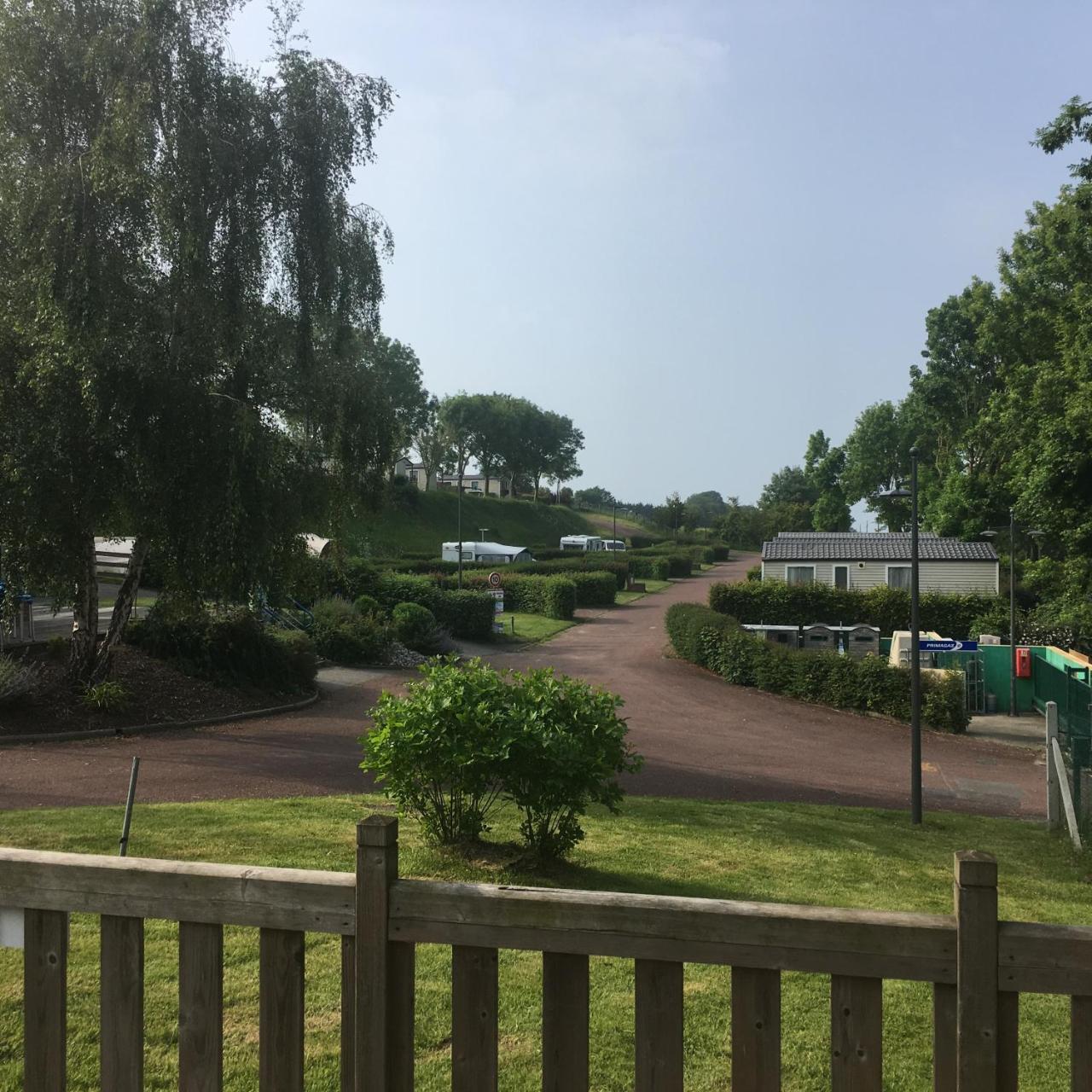 Camping Le Mont Joli Bois Criel-sur-Mer Kültér fotó